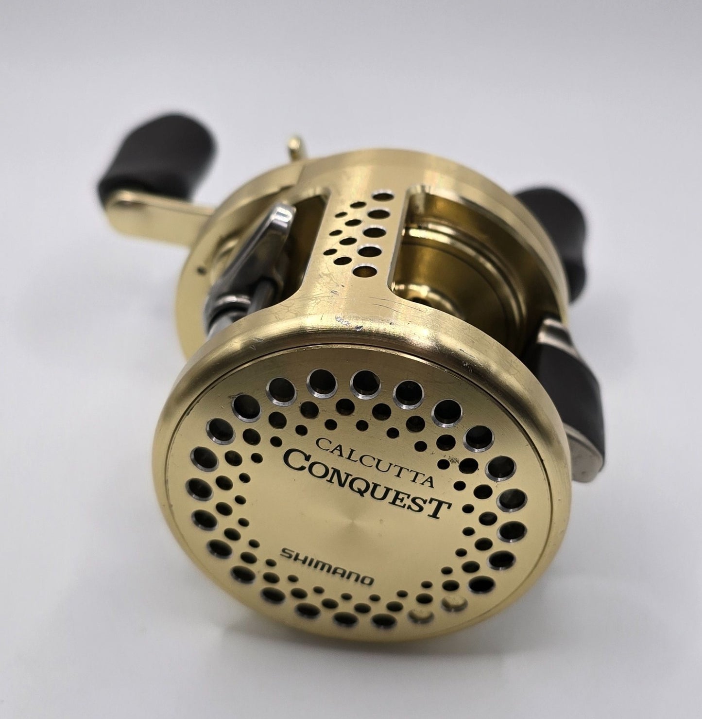 Shimano 01 Calcutta Conquest 200 Baitcast Reel Right Hand from Japan