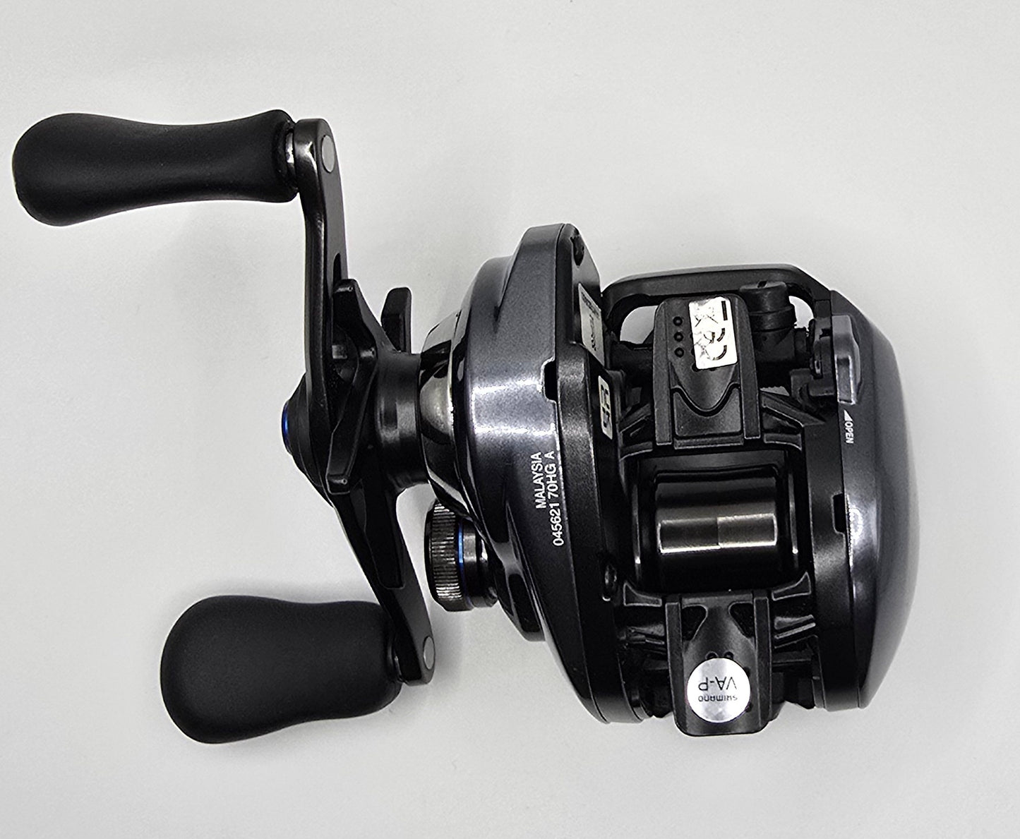 Shimano 23 SLX DC 70 Baitcast Reel Right Hand from Japan