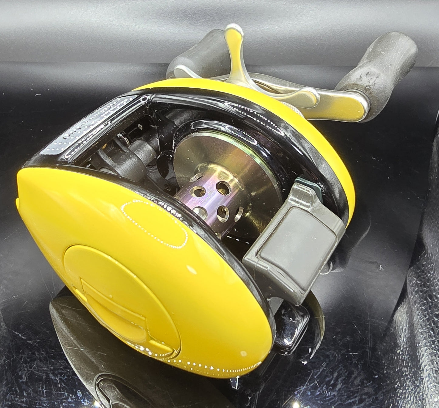 Stardust Genesis™ 1/1 Masterpiece — SG-022 (Hornet Yellow)
